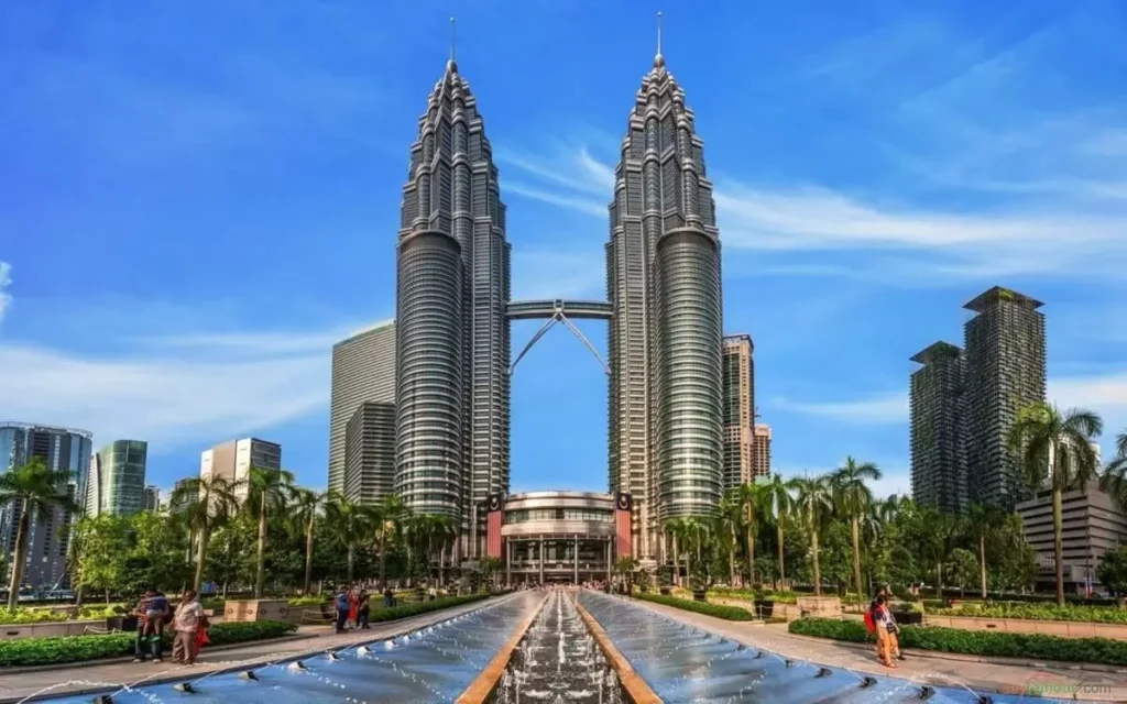 menara klcc